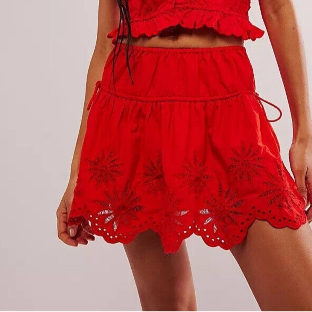 Free people Wildest Dreams Mini Skirt Eyelet Embroidered Cotton Floral medium